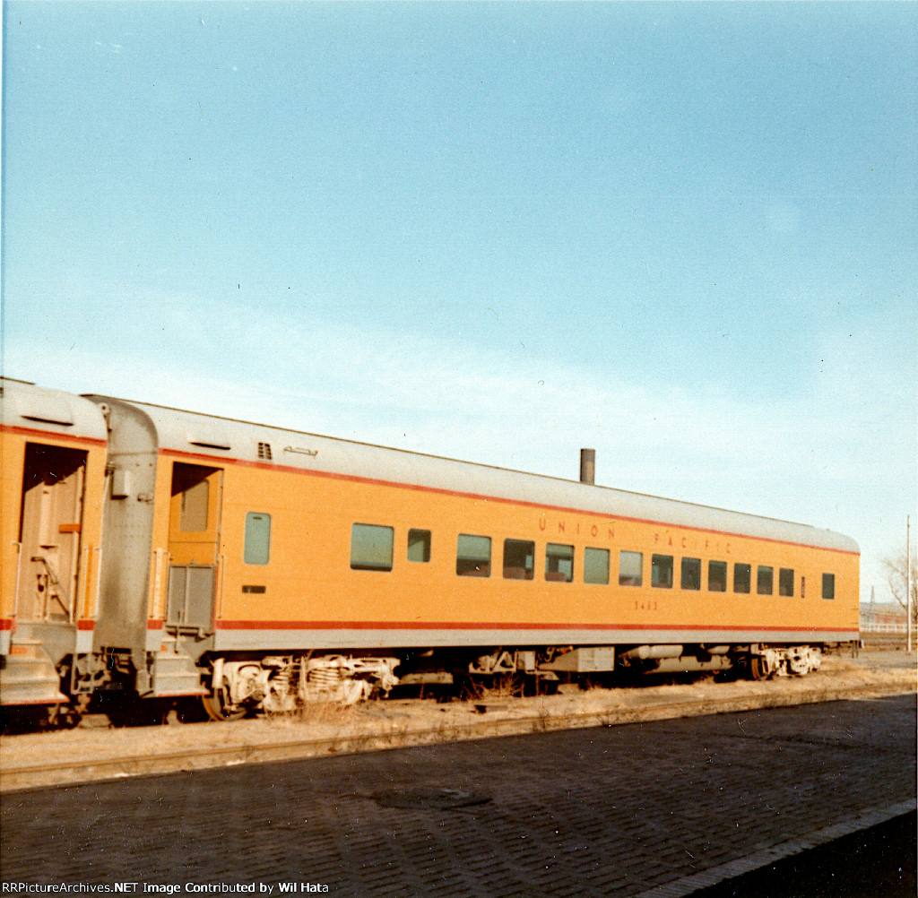 UP Coach 5463